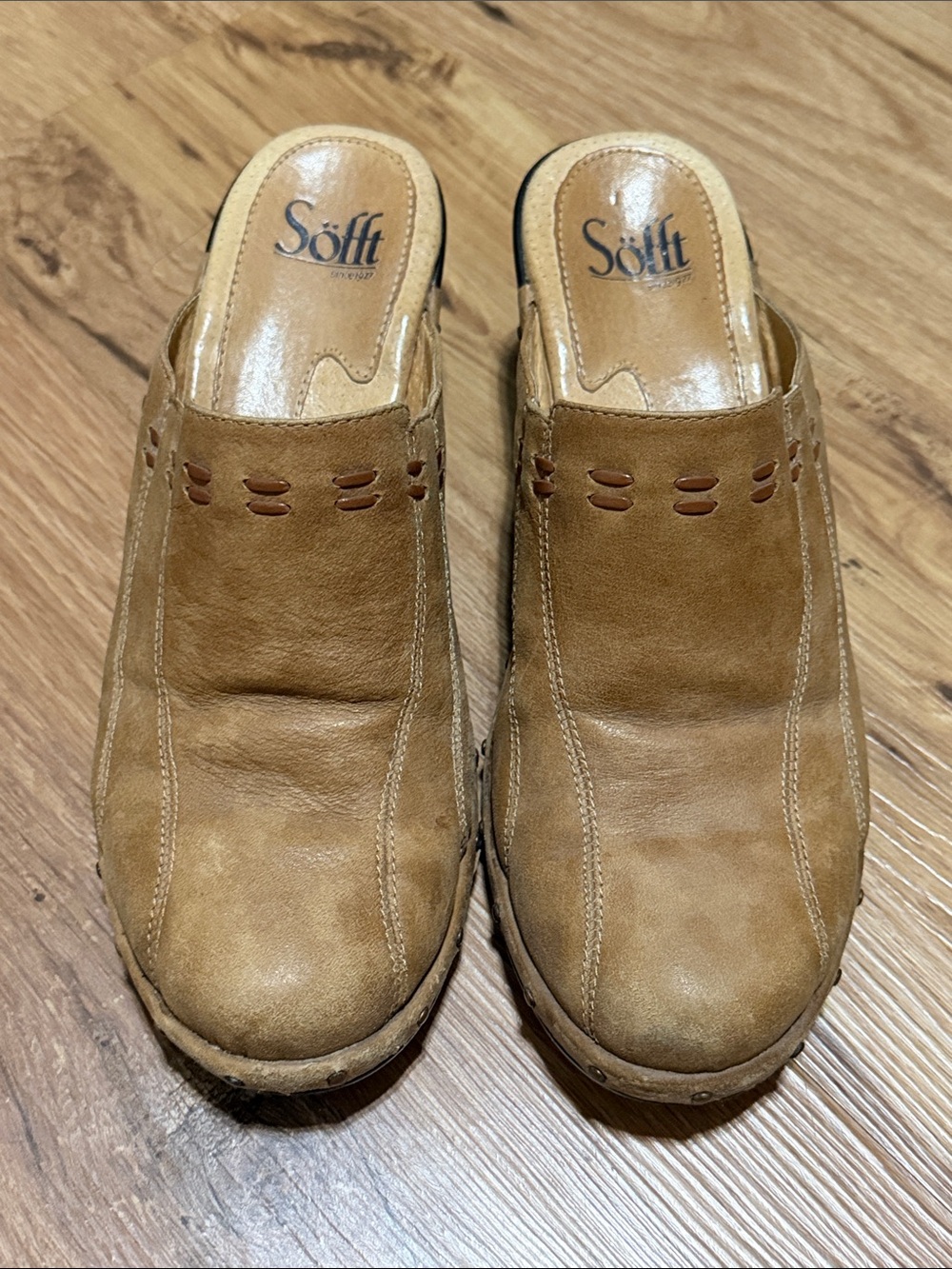 Sofft Tan Leather Slip-On Clog, size 7, EUC